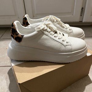 Zara leather platform sneakers with calf hair leopard accent Size 8